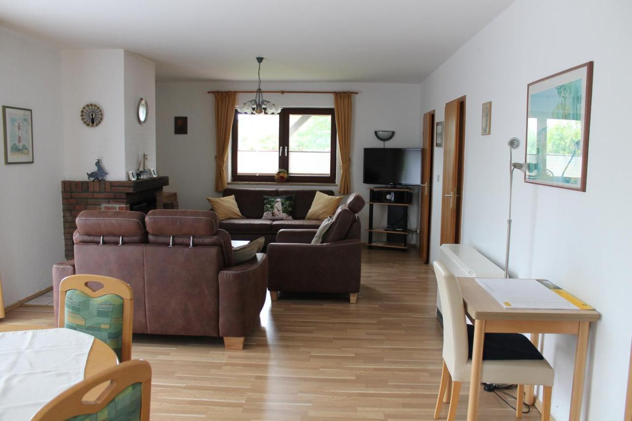 Haus Seerobbe-Erdgeschosswohnung Fehmarn Exterior foto